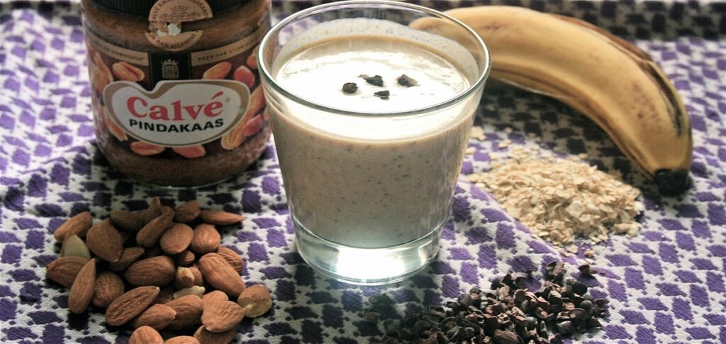 12 Best Snacks Before Bed