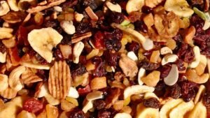 12 Best Snacks Before Bed