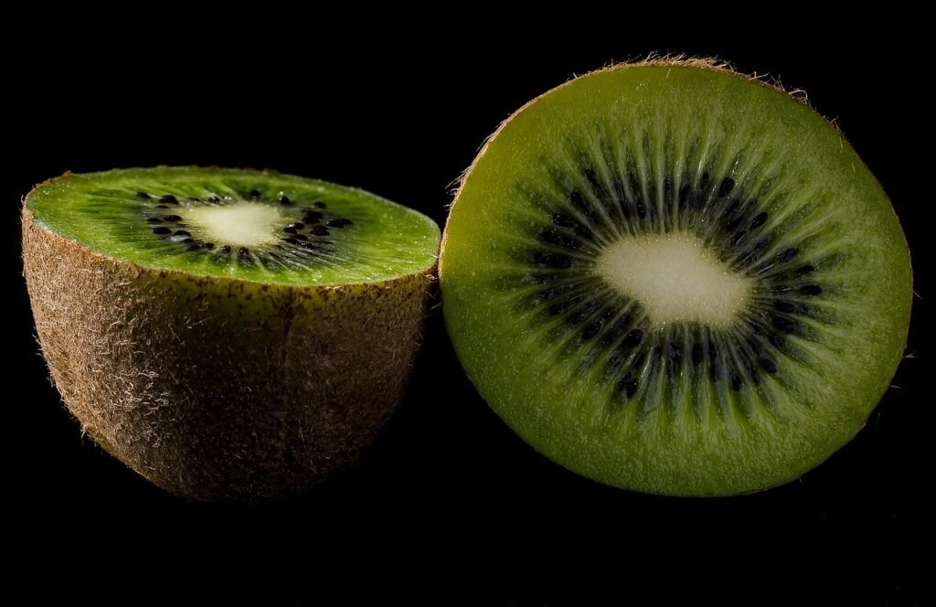 Best fruits for protein intake Kiwis