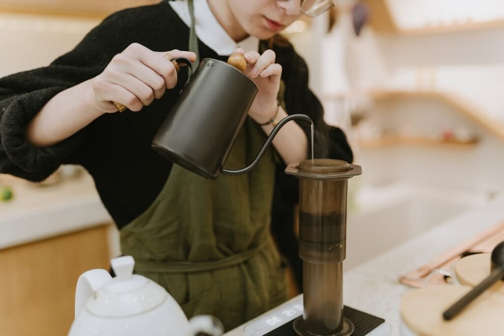 What to Drink for Headache and Migraine Relief: Natural Remedies