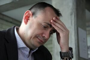 What Is a Headache Behind the Eye?