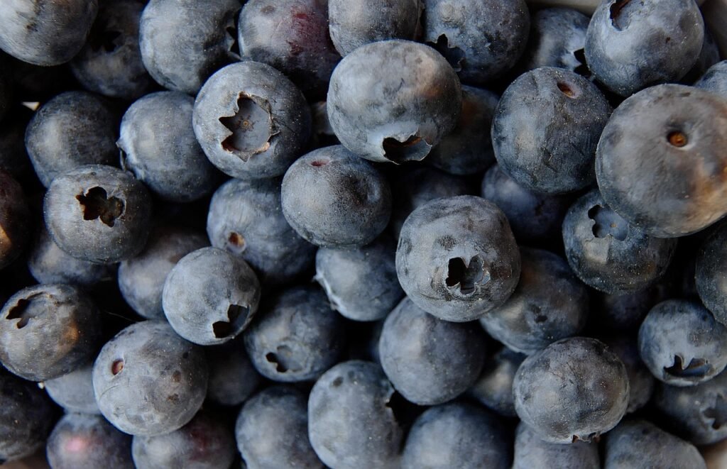 Top 16 Foods That Help With Bloating Naturally
