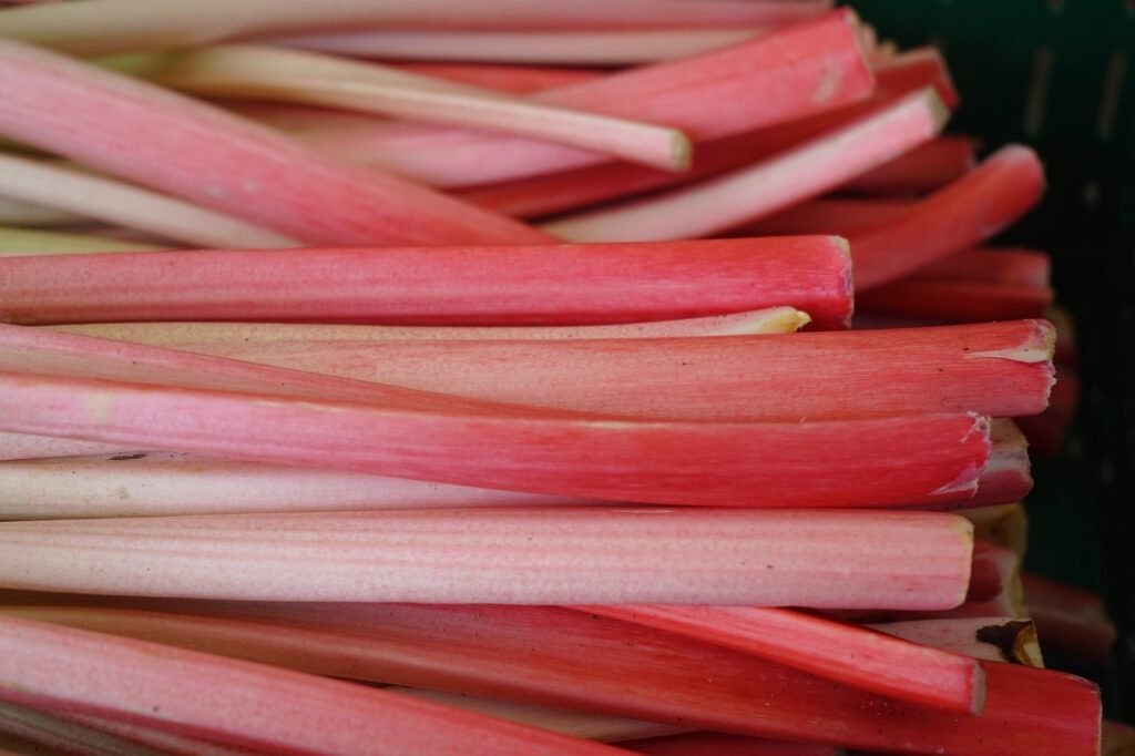 Top 16 Foods That Help With Bloating Naturally