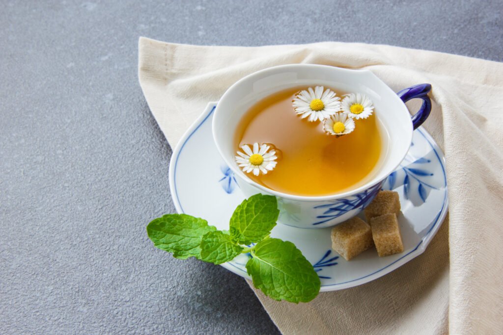 Chamomile Tea for Sore Throat